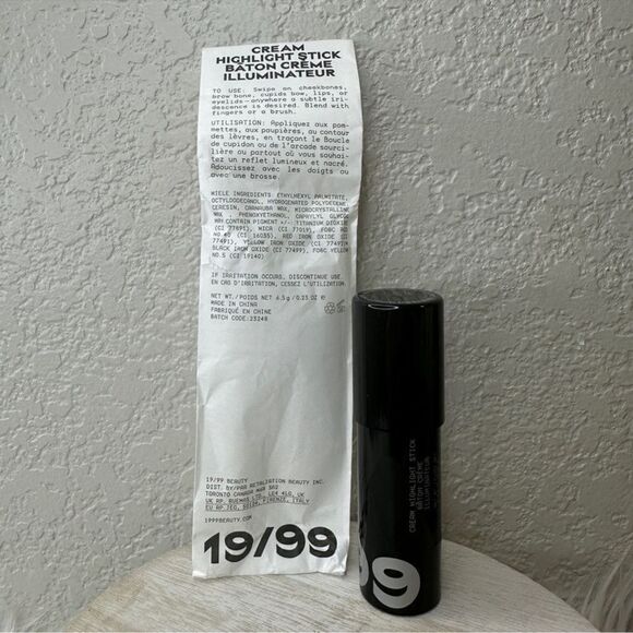 $10‎ 🌙 19/99 Cream Highlighter In Miele 🆕 FULL SZ - Picture 1 of 7